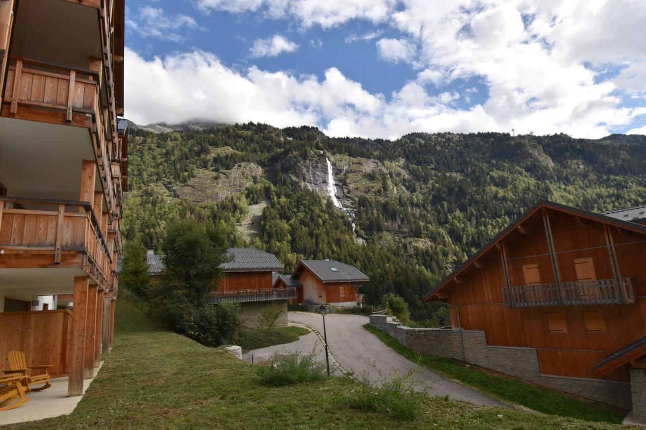 Вилла Vaujanylocations - Domaine Du Patre Экстерьер фото